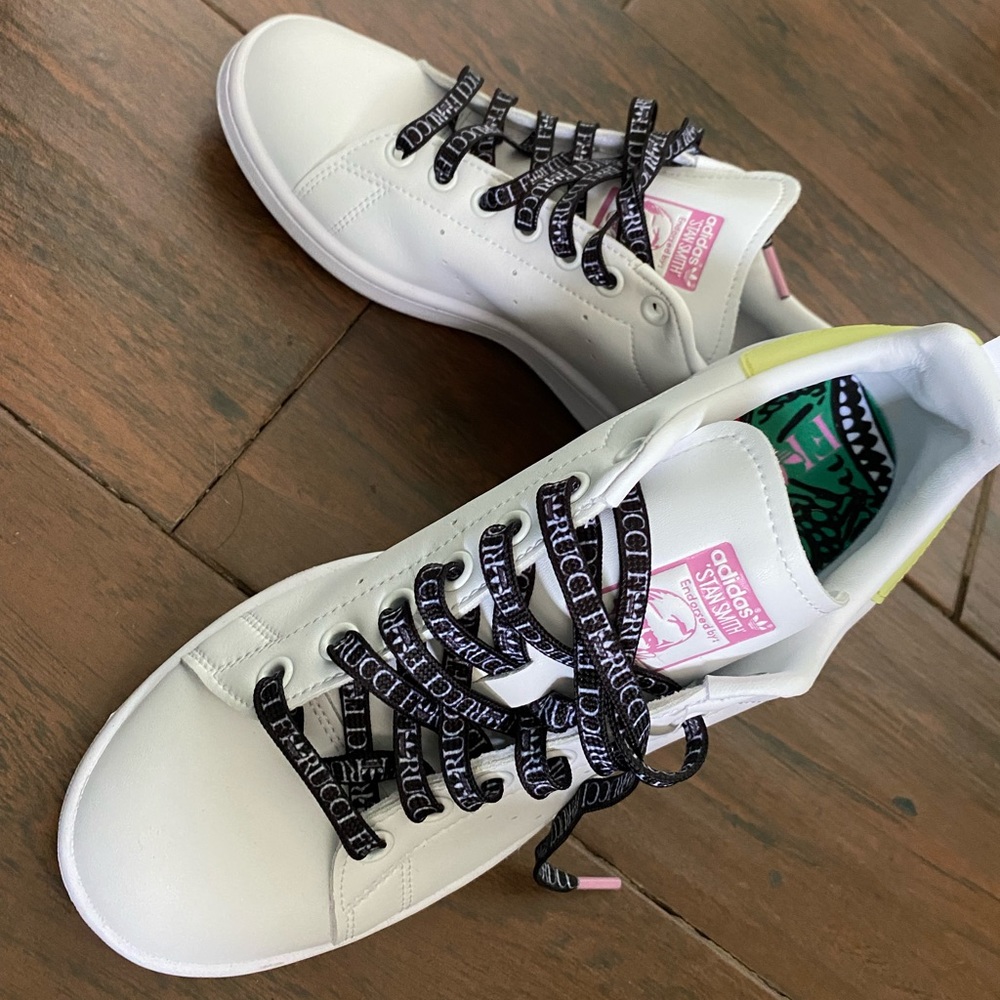 Shoes - Picture 4 of 5